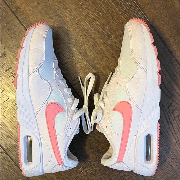 Nike Women's White and Coral Sneakers - Picture 3 of 4